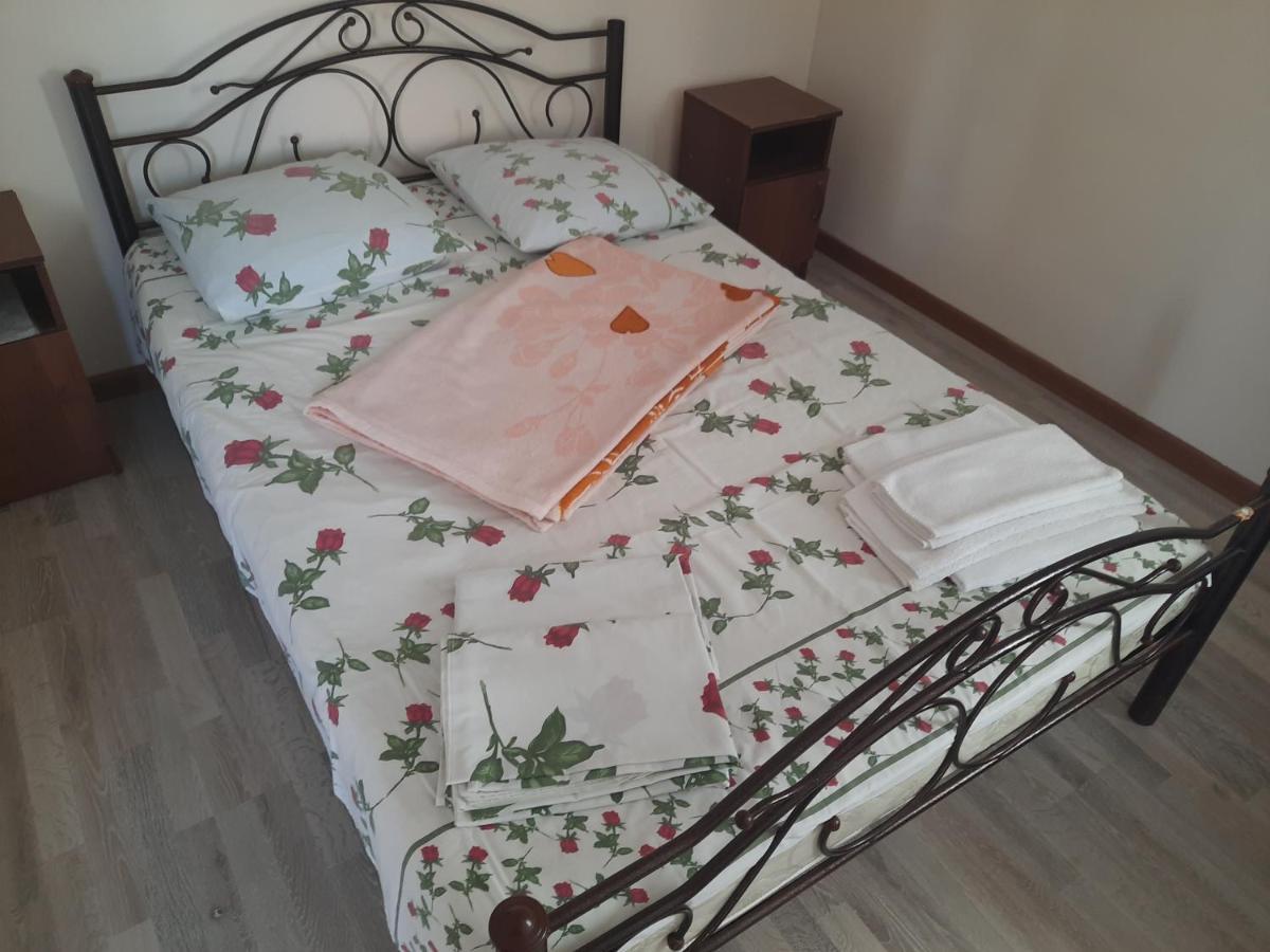 Hotel Pshada Pizunda Bagian luar foto