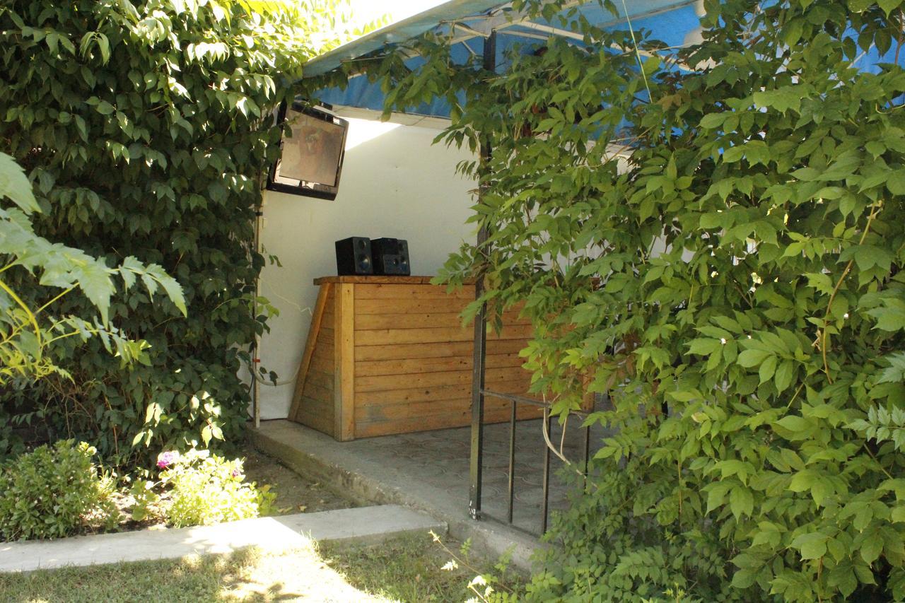Hotel Pshada Pizunda Bagian luar foto