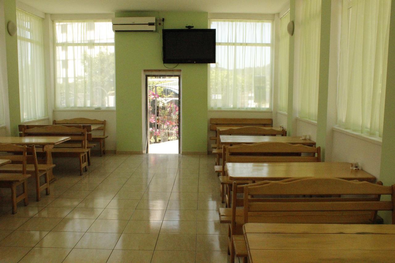 Hotel Pshada Pizunda Bagian luar foto
