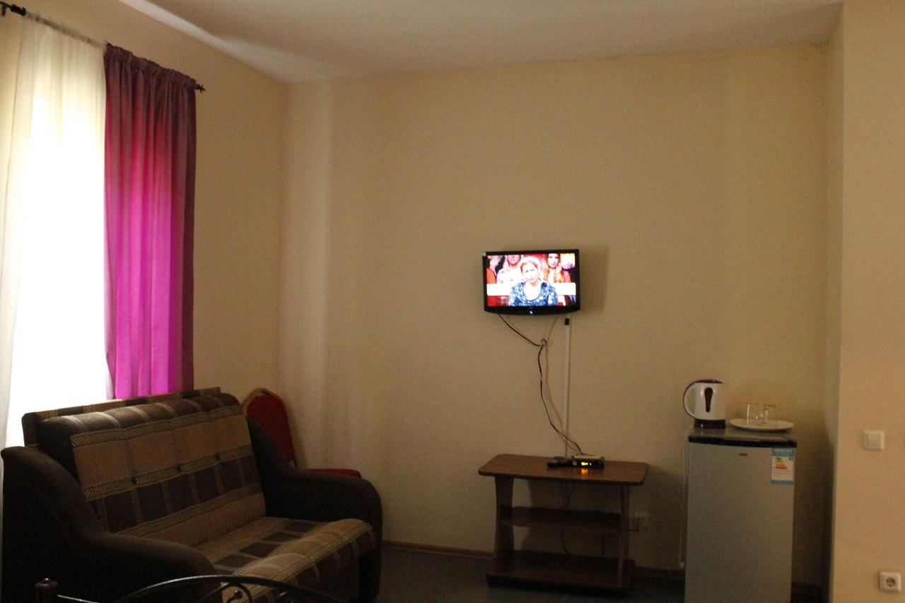 Hotel Pshada Pizunda Bagian luar foto